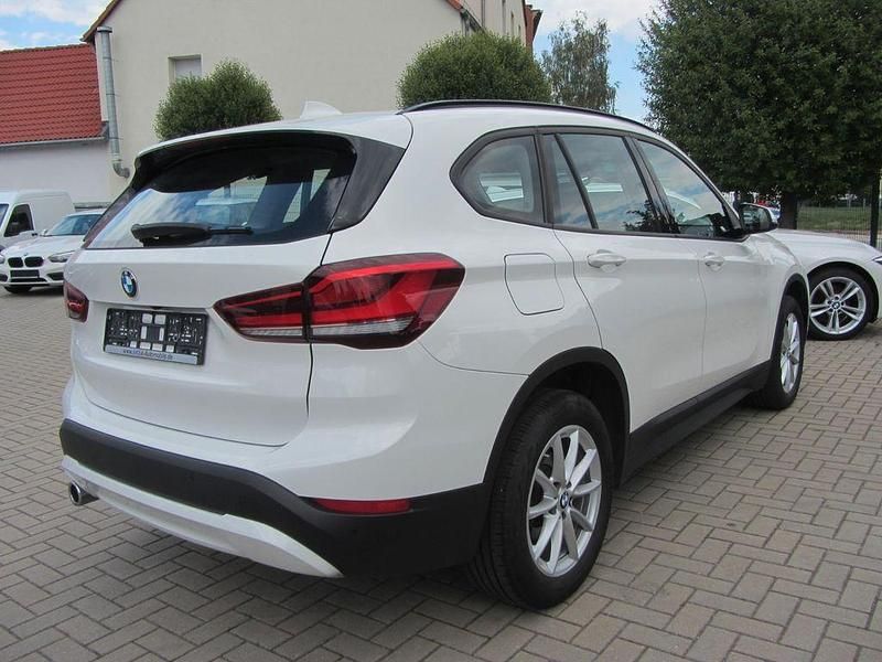 Gebraucht BMW X1 Advantage 140 PS (102 kW) 2020 Weiß SUV