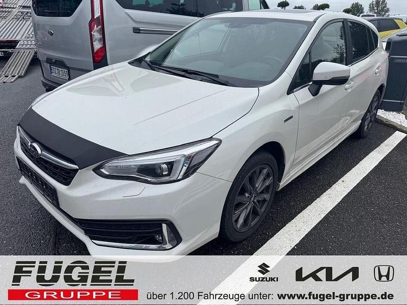 Crystal white pearl Gebraucht 2021 Subaru Impreza Platinum Limousine | 18.495 € (Fairer Preis) - Bild 1/4