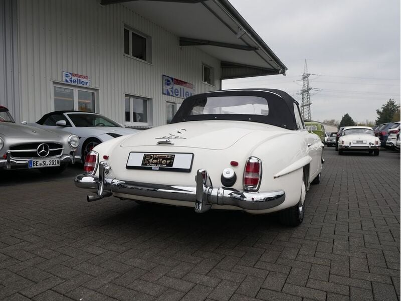 Gebraucht Mercedes 190 105 PS (77 kW) 1962 Weiß Limousine