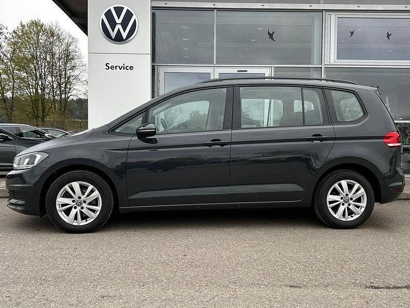 Gebraucht VW Touran 122 PS (89 kW) 2022 Grau Van / Kleinbus