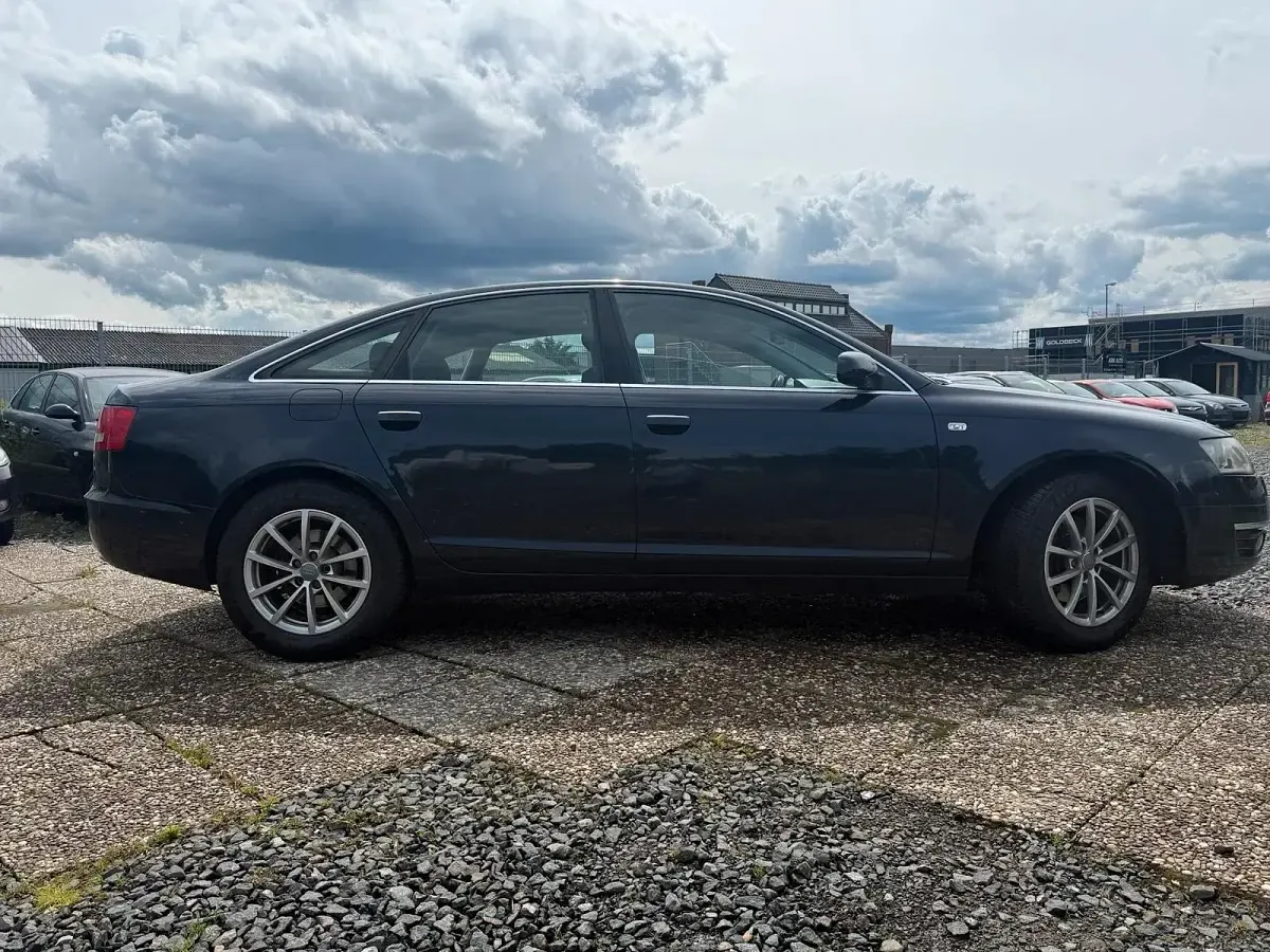 Gebraucht Audi A6 225 PS (165 kW) 2005 Blau Limousine