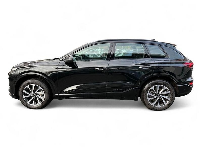 Gebraucht Audi Q6 e-tron Ambiente 284 kW (387 PS) 2024 Mythosschwarz metallic SUV