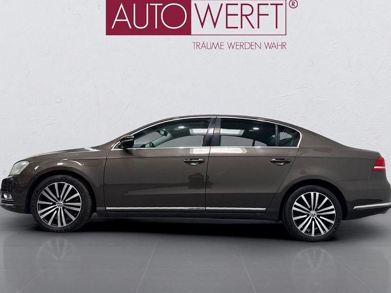 Gebraucht VW Passat Highline 160 PS (117 kW) 2012 Braun Limousine