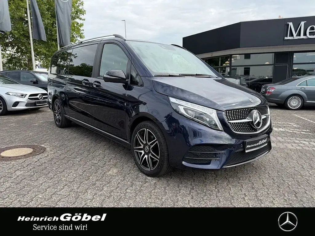 Gebraucht Mercedes V300 Avantgarde Edition 239 PS (175 kW) 2020 Blau Van / Kleinbus