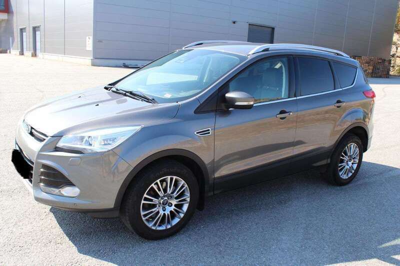 Grau Gebraucht 2013 Ford Kuga Titanium SUV | 6.799 € (Superpreis) - Bild 1/4