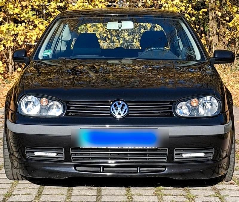 Schwarz Gebraucht 2002 VW Golf IV GTI Kleinwagen | 1.450 € (Superpreis) - Bild 1/4