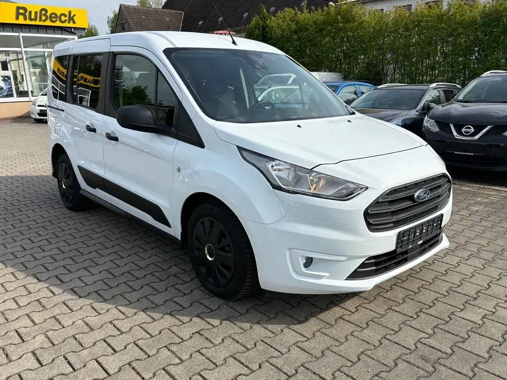 Gebraucht Ford Transit Connect 101 PS (74 kW) 2019 Weiß Van / Kleinbus