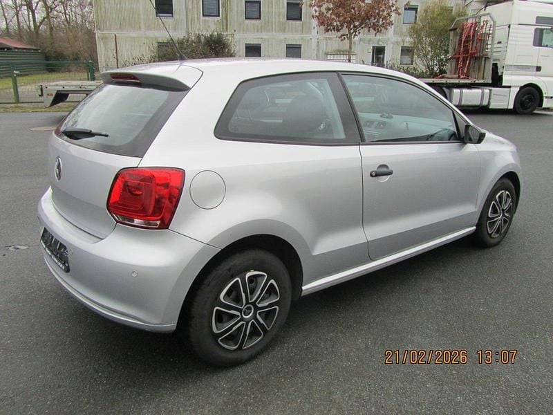 Gebraucht VW Polo 75 PS (55 kW) 2013 Kleinwagen