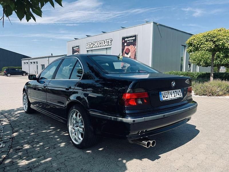 Gebraucht BMW 523 170 PS (125 kW) 1998 Blau Limousine