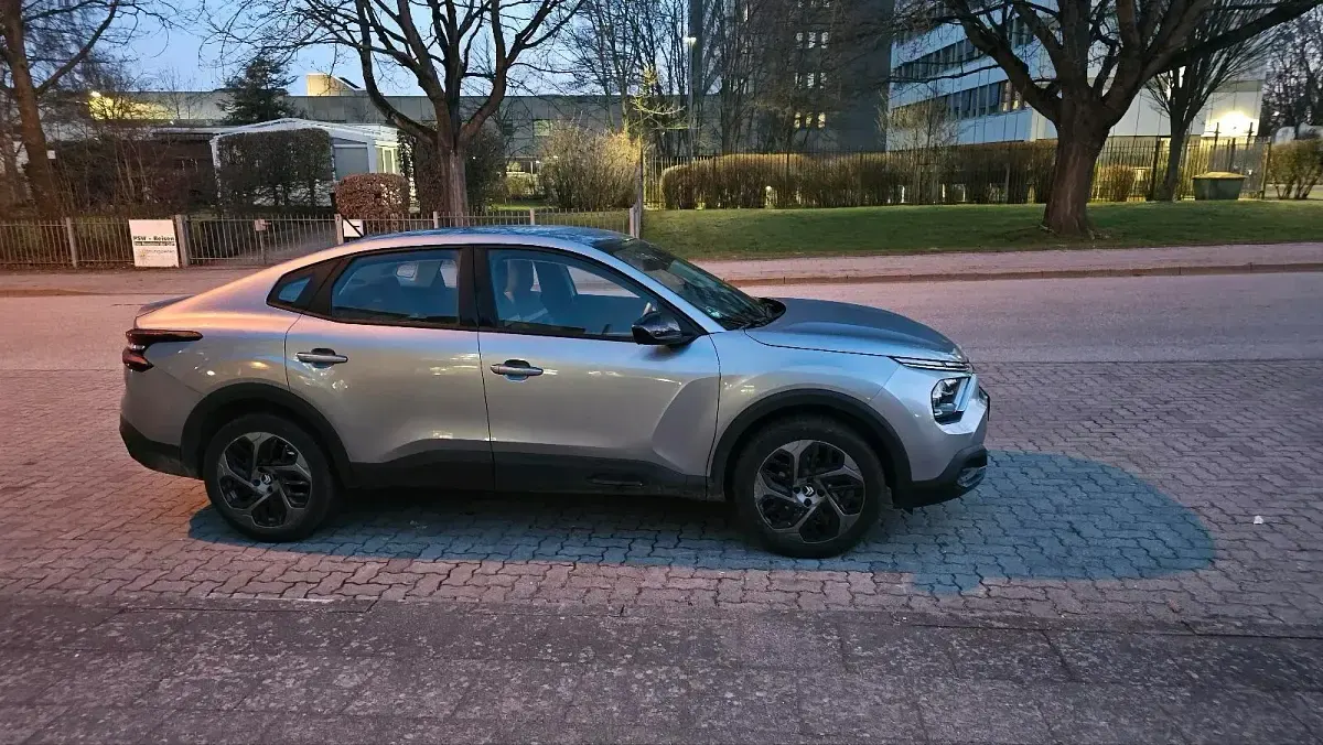 Gebraucht Citroën C4 X 131 PS (96 kW) 2024 Grau SUV