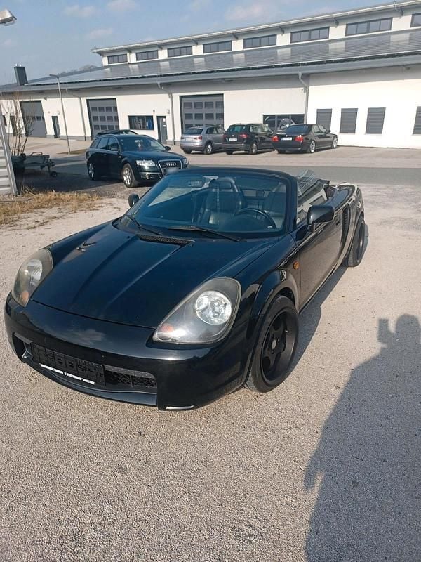 Gebraucht Toyota MR2 140 PS (102 kW) 2000 Schwarz Cabrio