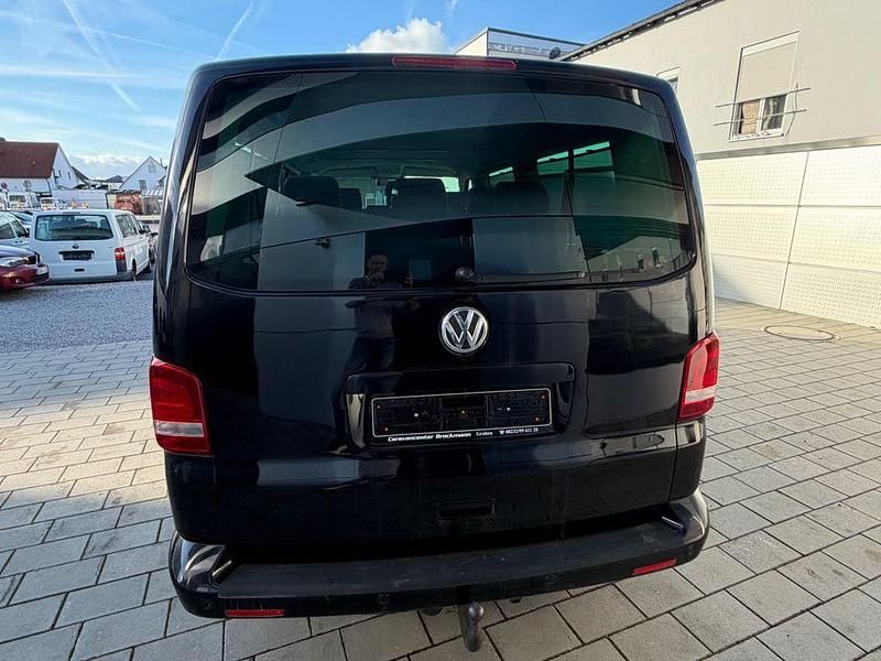 Gebraucht VW Caravelle 102 PS (75 kW) 2010 Schwarz Van / Kleinbus