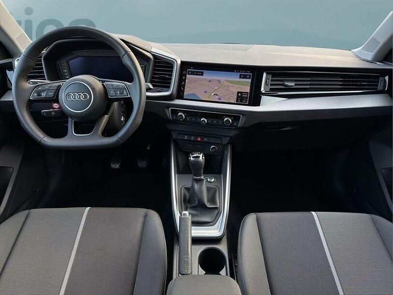 Gebraucht Audi A1 95 PS (69 kW) 2025 Blau SUV