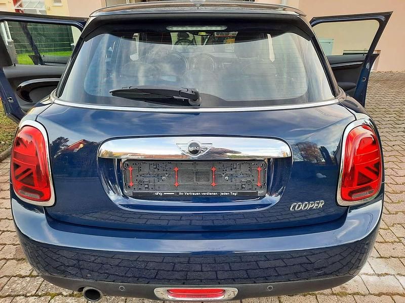 Gebraucht Mini Cooper 136 PS (100 kW) 2017 Blau Kleinwagen