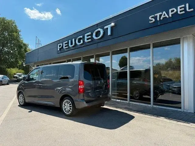 Gebraucht Peugeot Traveller 179 PS (131 kW) 2017 Grau Van / Kleinbus