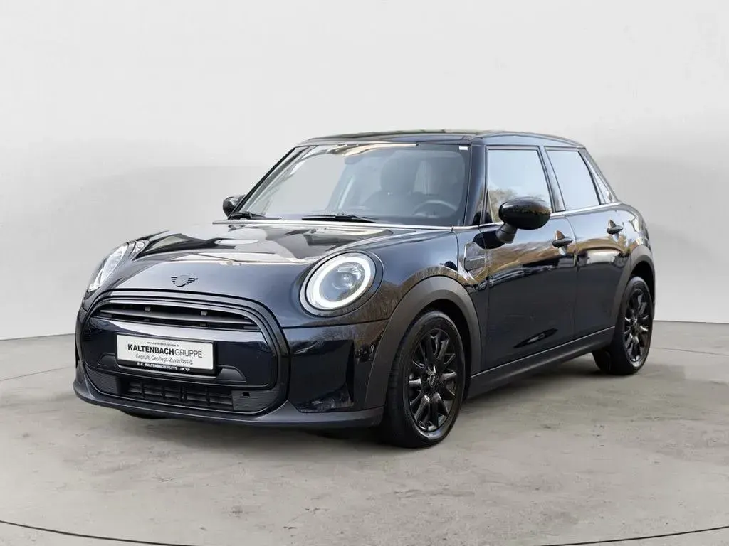 Gebraucht Mini Cooper Classic 136 PS (100 kW) 2022 Schwarz Kleinwagen