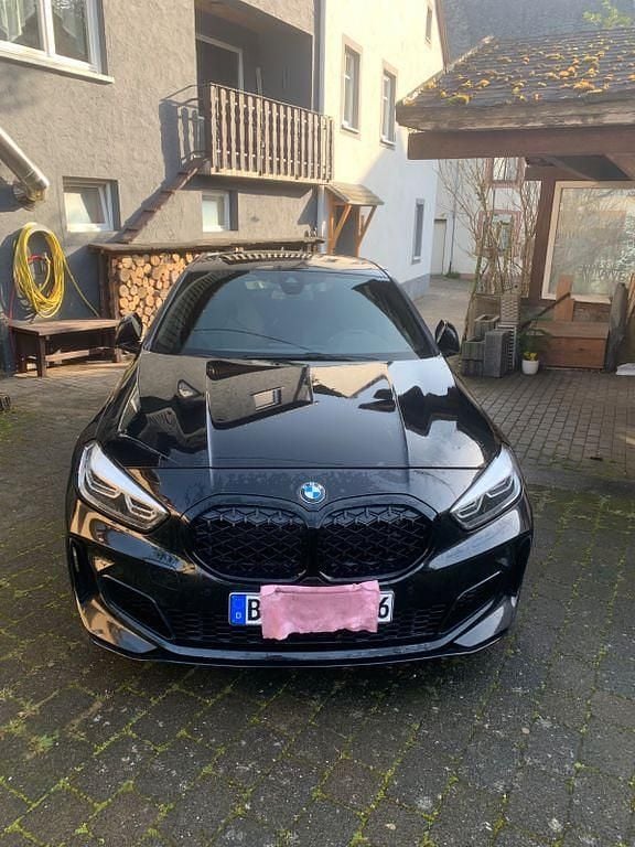 Gebraucht BMW M135 Efficient Dynamics 306 PS (225 kW) 2023 Schwarz Kleinwagen
