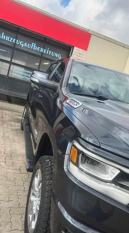 Gebraucht Dodge Ram 401 PS (294 kW) 2020 Schwarz Pickup