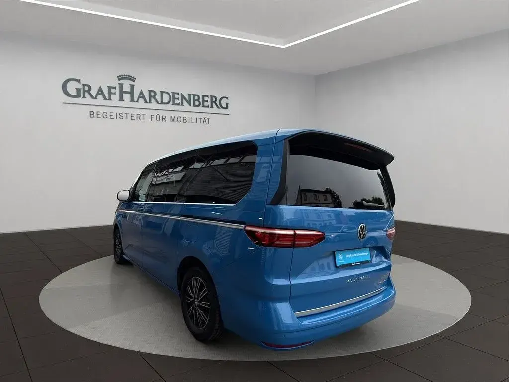Gebraucht VW Multivan Style 177 PS (130 kW) 2025 Blau Van / Kleinbus