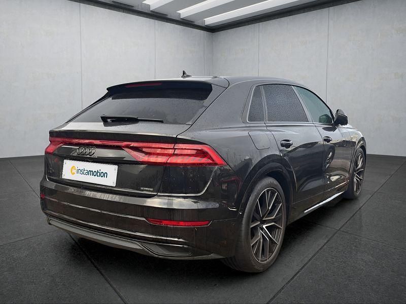 Gebraucht Audi Q8 286 PS (210 kW) 2023 Schwarz SUV