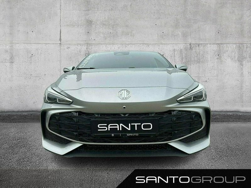 Gebraucht MG MG3 194 PS (142 kW) 2025 Cosmic silver Kleinwagen