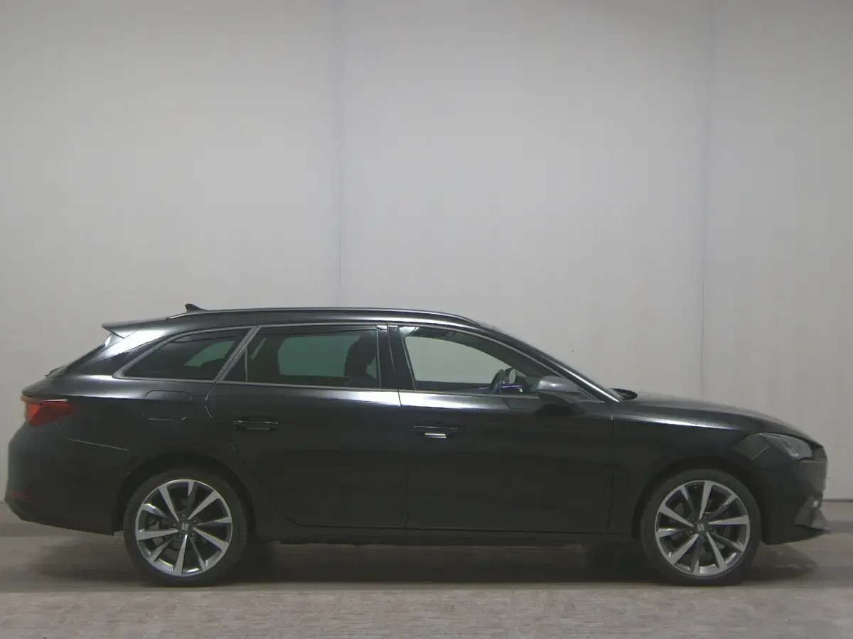 Usata Seat Leon 204 CV (150 kW) 2023 Nero Station wagon