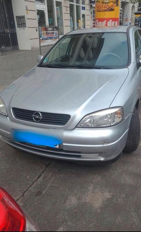 Silber Gebraucht 2002 Opel Astra Kleinwagen | 1.200 € (Fairer Preis) - Bild 1/4