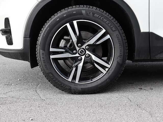 Gebraucht Volvo XC40 120 PS (88 kW) 2023 SUV