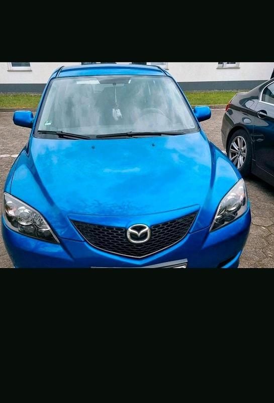 Blau Gebraucht 2005 Mazda 3 Limousine | 2.000 € (Etwas zu teuer) - Bild 1/4