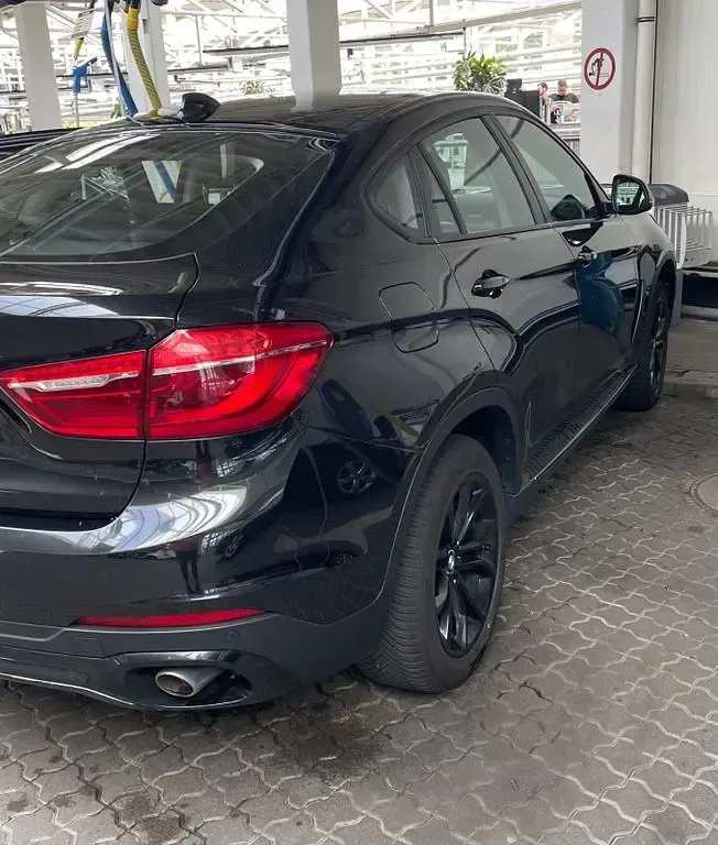 Gebraucht BMW X6 Sport Line 258 PS (189 kW) 2015 Schwarz SUV