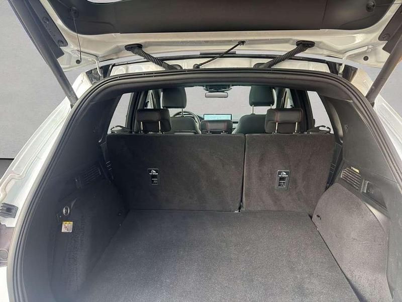 Gebraucht Ford Kuga ST-Line X 186 PS (136 kW) 2024 Frozen white SUV