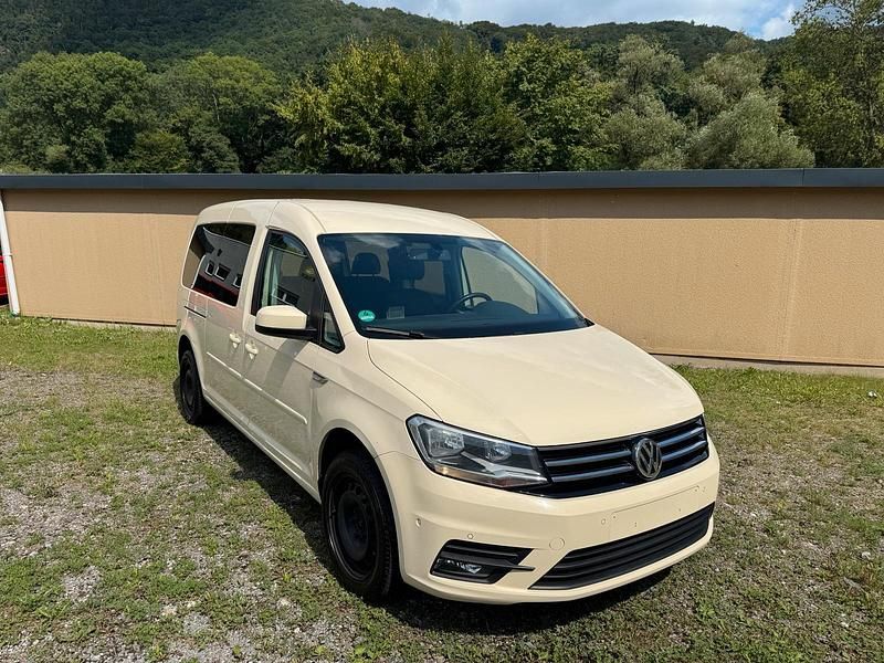 Andere farben Gebraucht 2018 VW Caddy Maxi Van / Kleinbus | 11.999 € - Bild 1/4