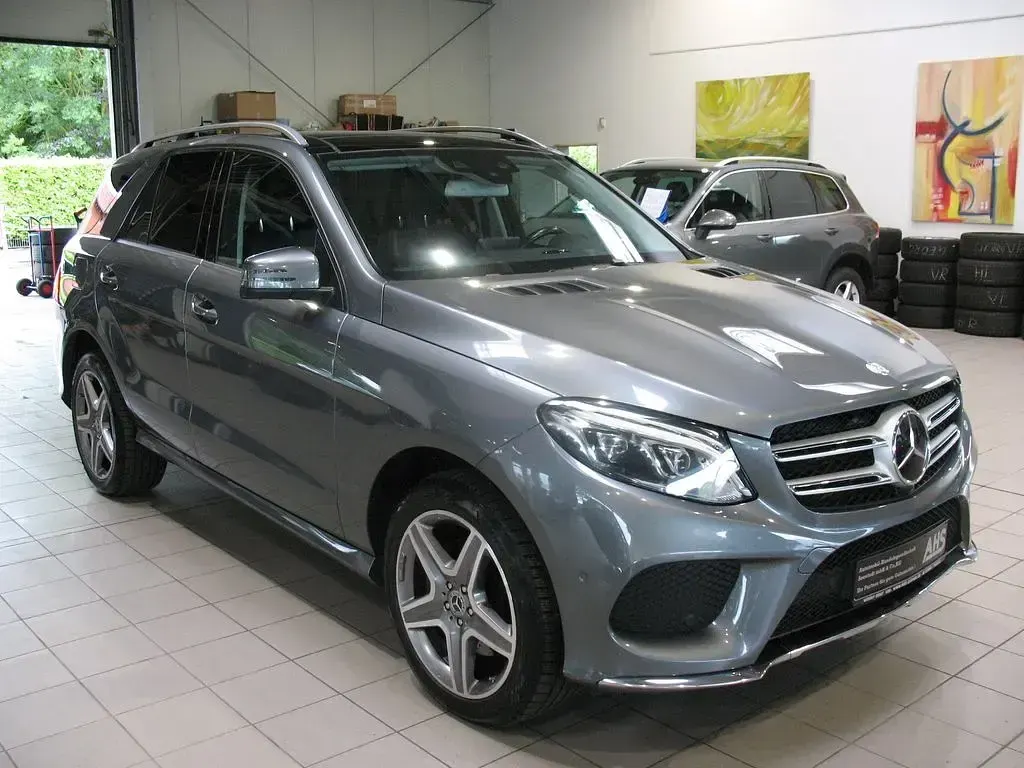 Gebraucht Mercedes GLE350 AMG line 258 PS (189 kW) 2017 Selenitgrau  metalliclack SUV