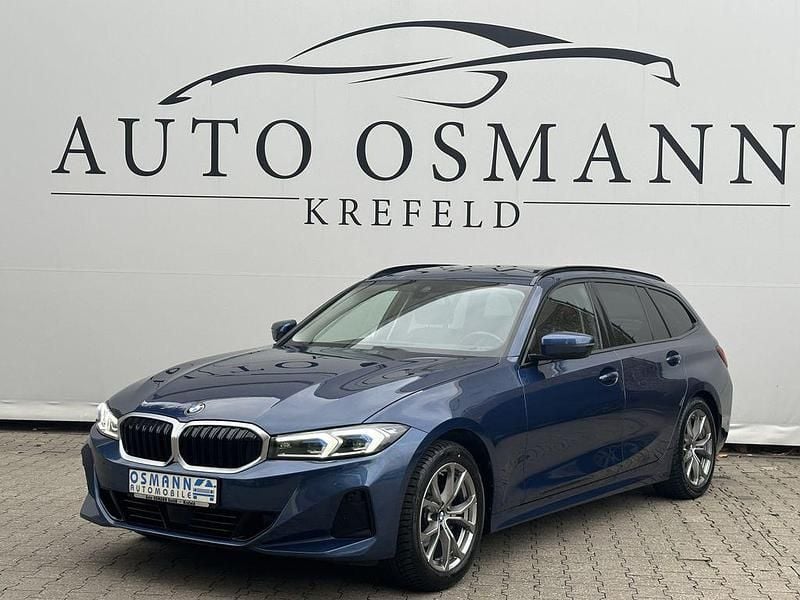 Blau Gebraucht 2023 BMW 318 Shadowline Kombi | 23.900 € (Guter Preis) - Bild 1/4