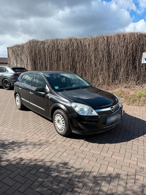 Second-hand Opel Astra 69 CP (50 kW) 2009 Negru Hatchback