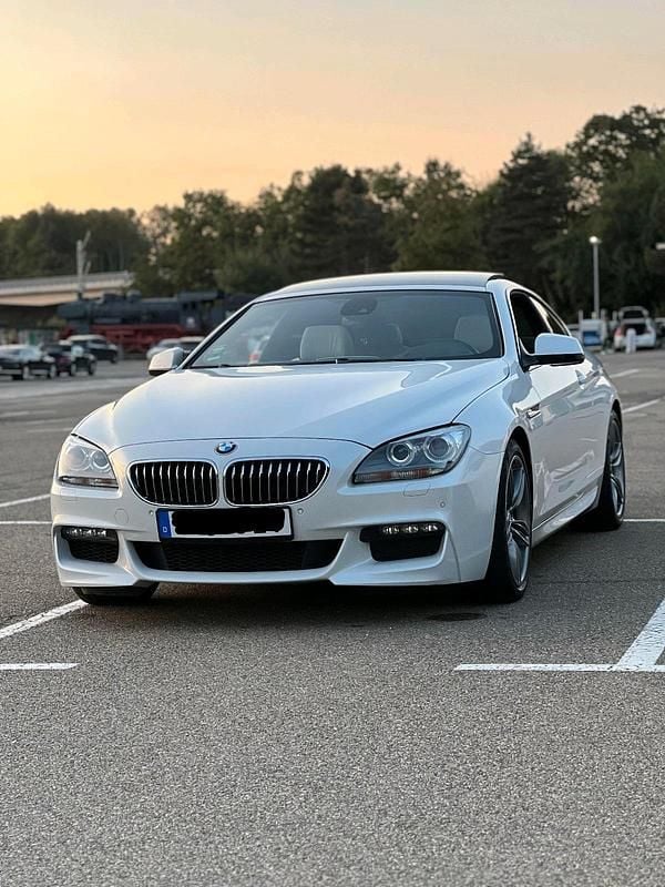 Weiß Gebraucht 2012 BMW 640 Cabriolet Shadowline Cabrio | 27.800 € (Fairer Preis) - Bild 1/4