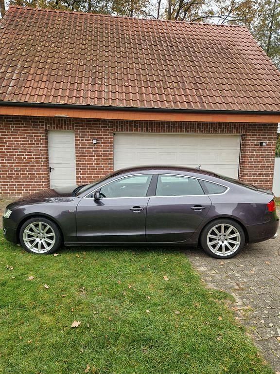 Gebraucht Audi A5 Sportback S-Line 179 PS (131 kW) 2011 Violet Kleinwagen