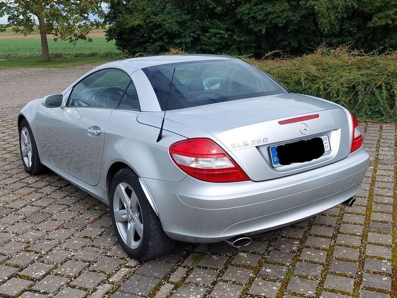 Silber Gebraucht 2008 Mercedes SLK280 Cabrio | 15.500 € (Etwas zu teuer) - Bild 1/4