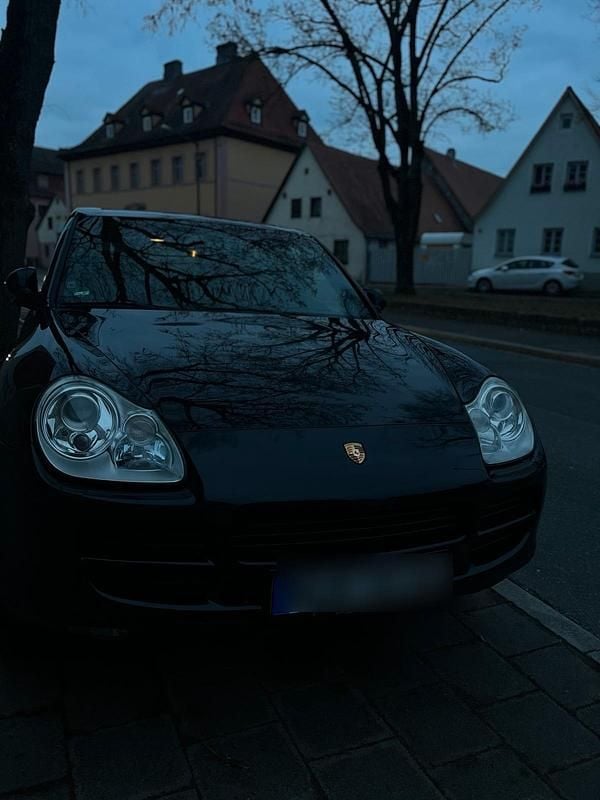 Schwarz Gebraucht 2003 Porsche Cayenne Turbo S SUV | 11.500 € - Bild 1/4