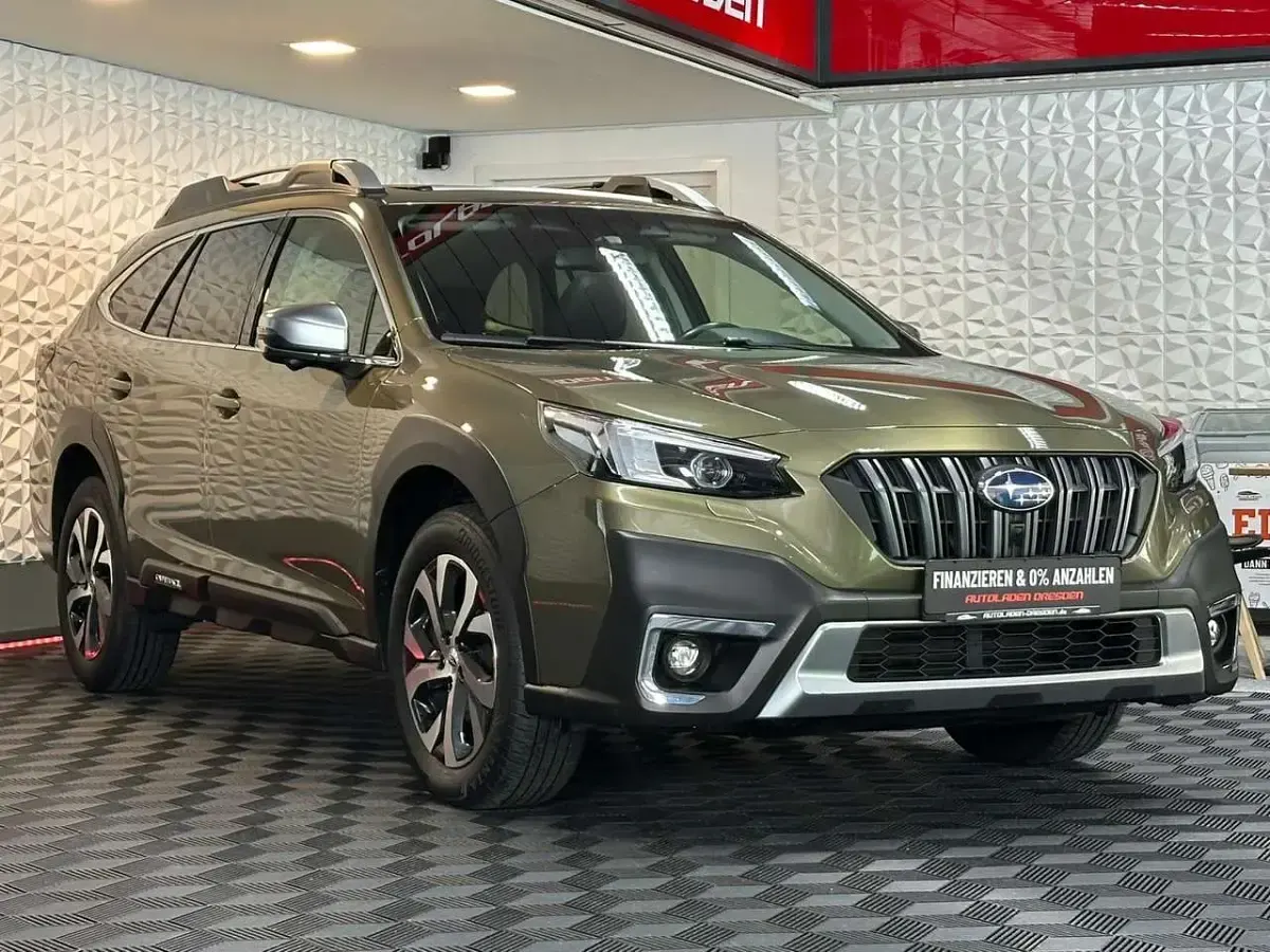 Gebraucht Subaru Outback Platinum 169 PS (124 kW) 2021 Grün Kombi