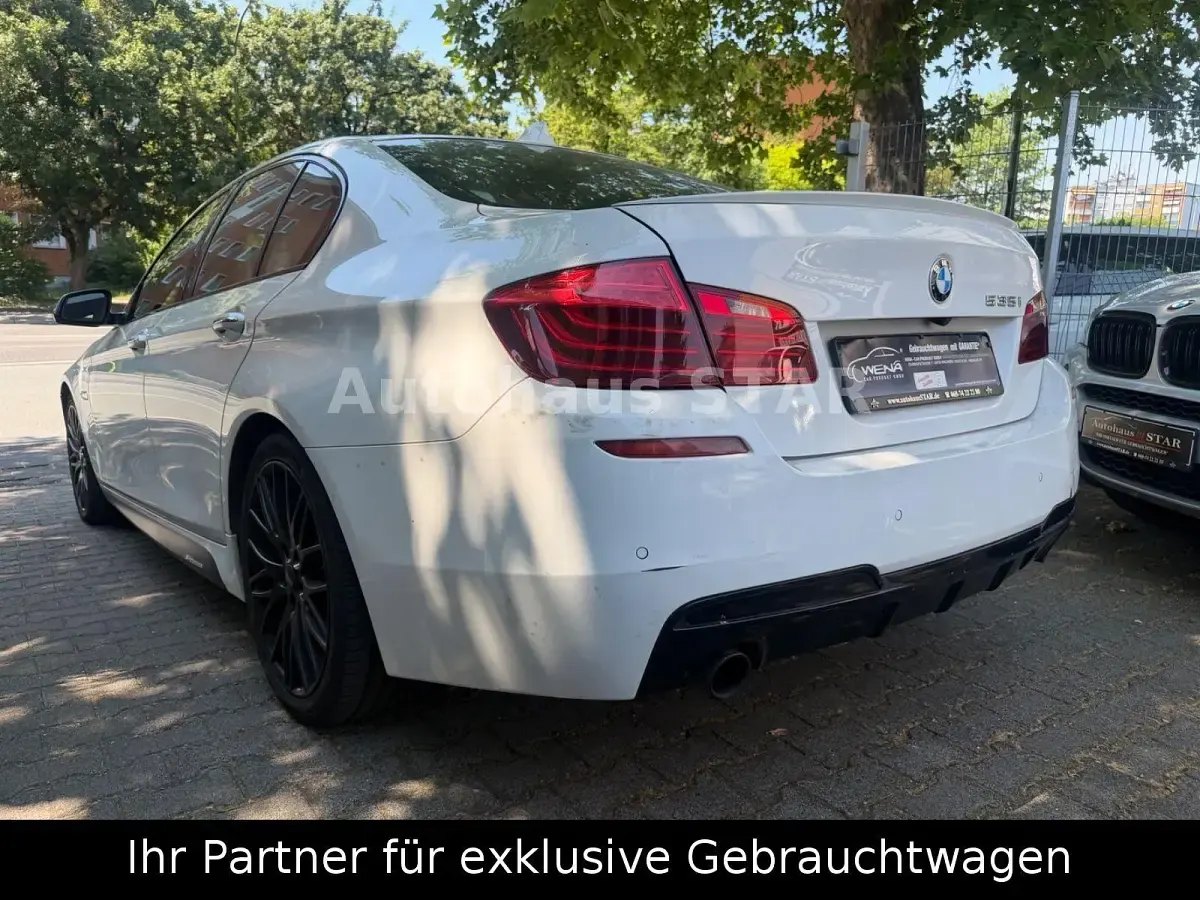 Gebraucht BMW 535 Sport Line 306 PS (225 kW) 2016 Weiß Limousine