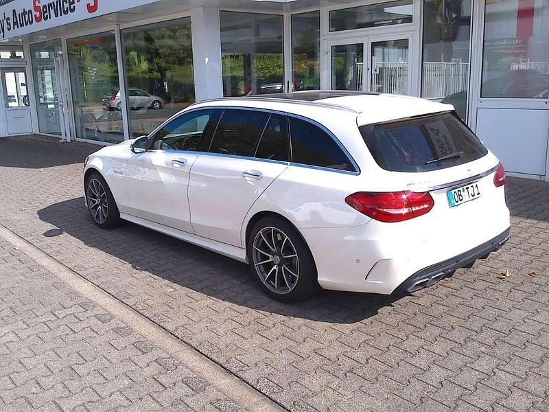 Gebraucht Mercedes C63 AMG AMG 476 PS (350 kW) 2017 Diamantweiss bright  metallic Kombi