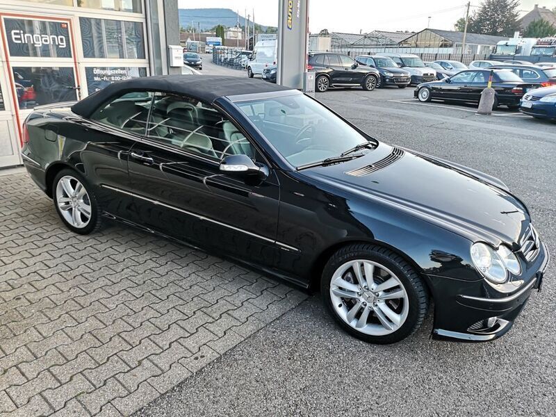 Gebraucht Mercedes CLK280 Avantgarde 231 PS (169 kW) 2007 Schwarz Cabrio