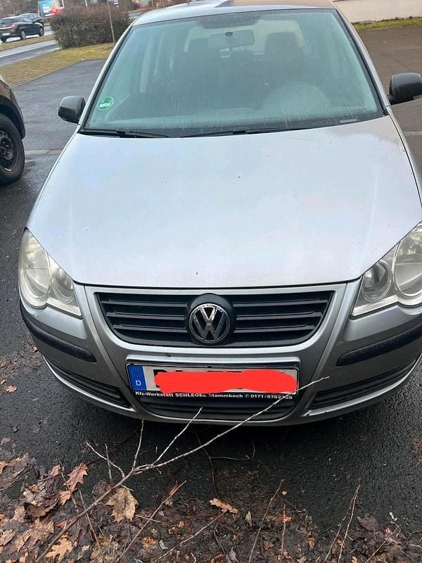 Gebraucht VW Polo 64 PS (47 kW) 2006 Silber Kleinwagen