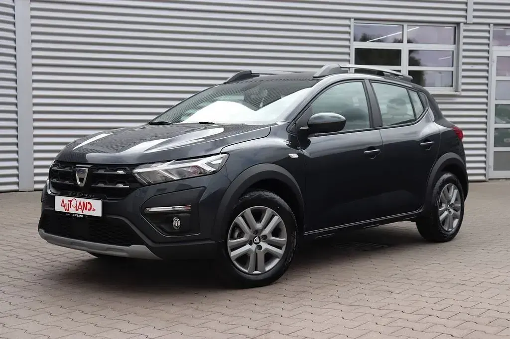 Gebraucht Dacia Sandero Stepway 101 PS (74 kW) 2021 Kometengraumet. SUV