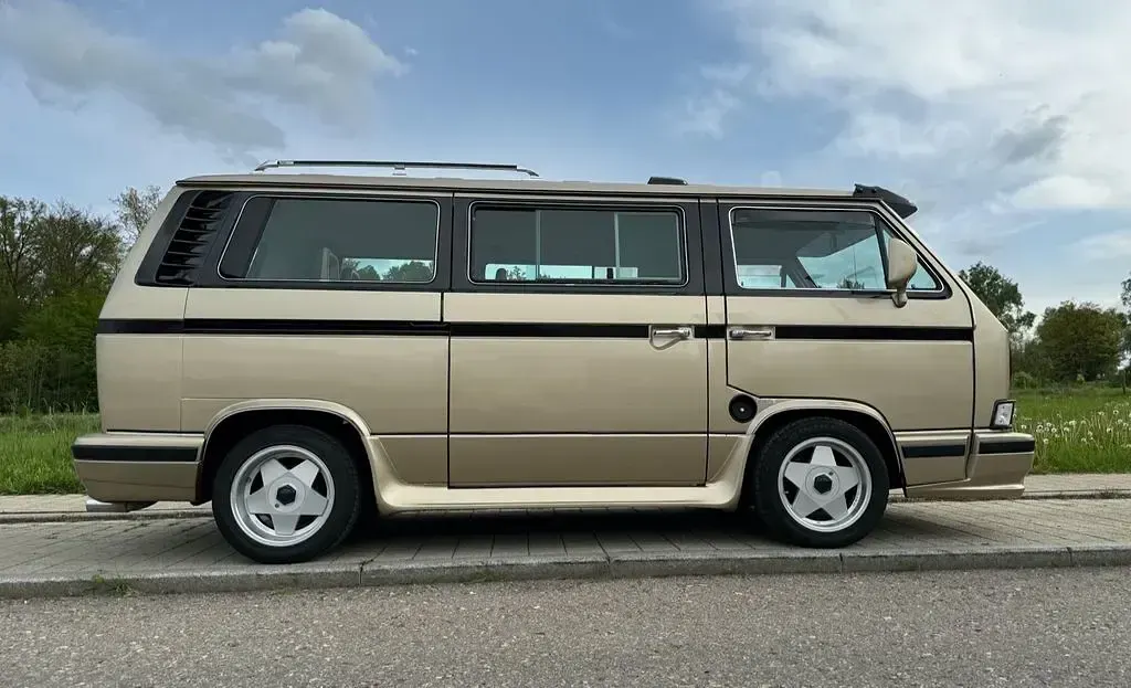 Occasion VW T3 118 ch (86 kW) 1985 Doré Van