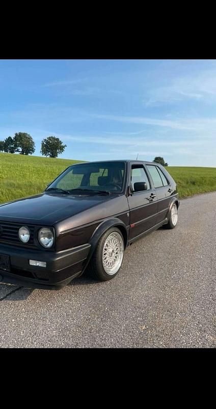 Gebraucht VW Golf Edition 107 PS (78 kW) 1991 Violet Limousine