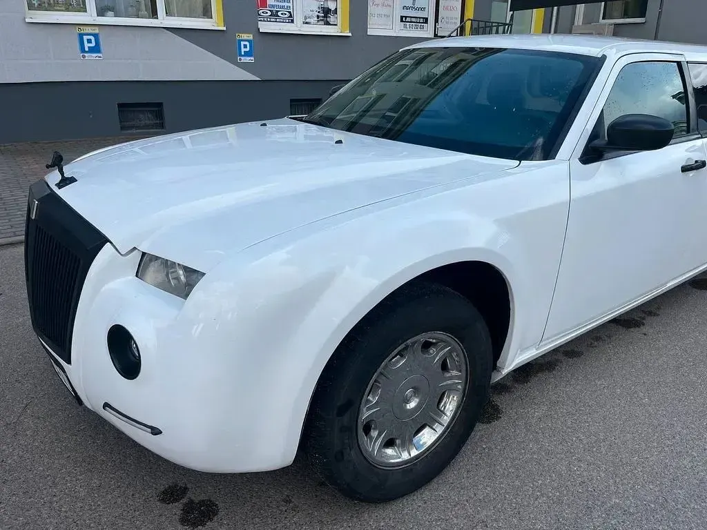 Gebraucht Chrysler 300C 193 PS (141 kW) 2007 Weiß Limousine
