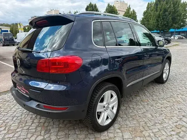 Gebraucht VW Tiguan LOUNGE 184 PS (135 kW) 2016 Night blue SUV
