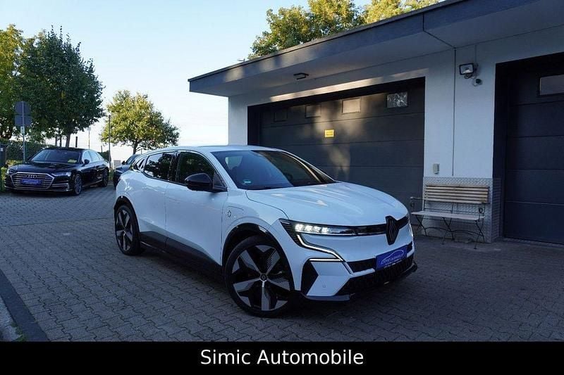 Arktis weiß Gebraucht 2022 Renault Mégane Techno Limousine | 22.999 € (Guter Preis) - Bild 1/4